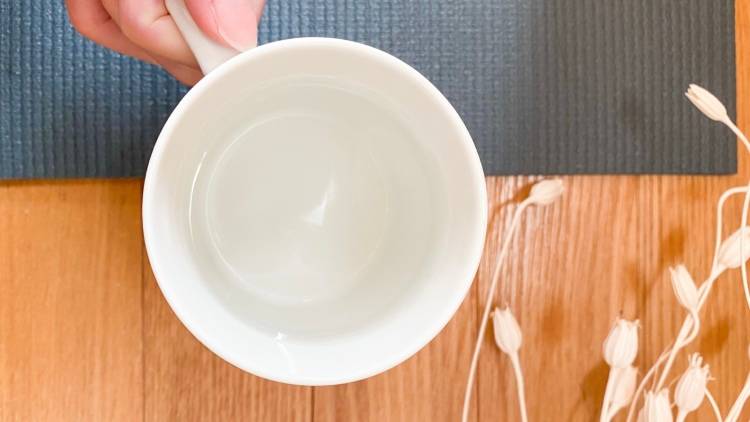 【こんなにある！白湯の効能】健康もダイエットも美肌も…体が変わる「デトックス白湯」作り方ポイント