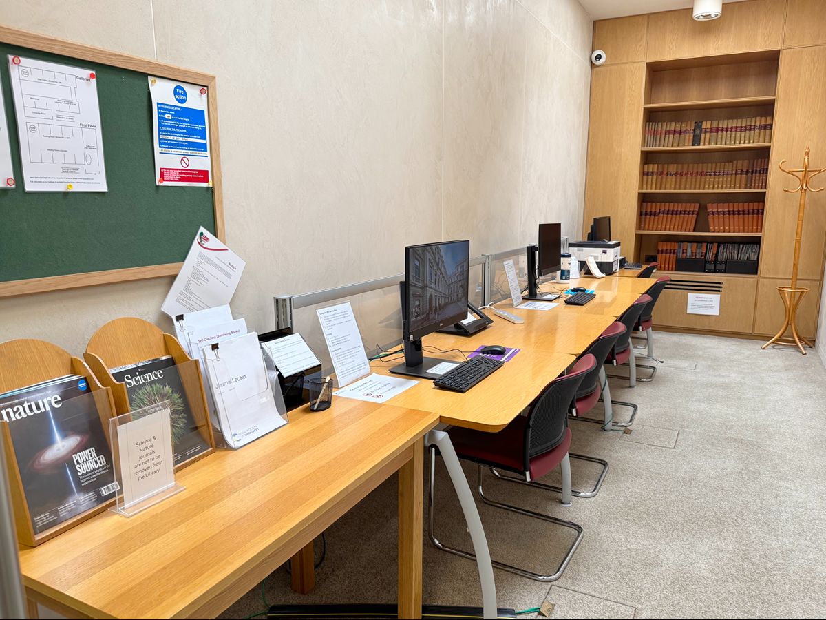 RSC Burlington House computer room showing desks with monitors and keyboards