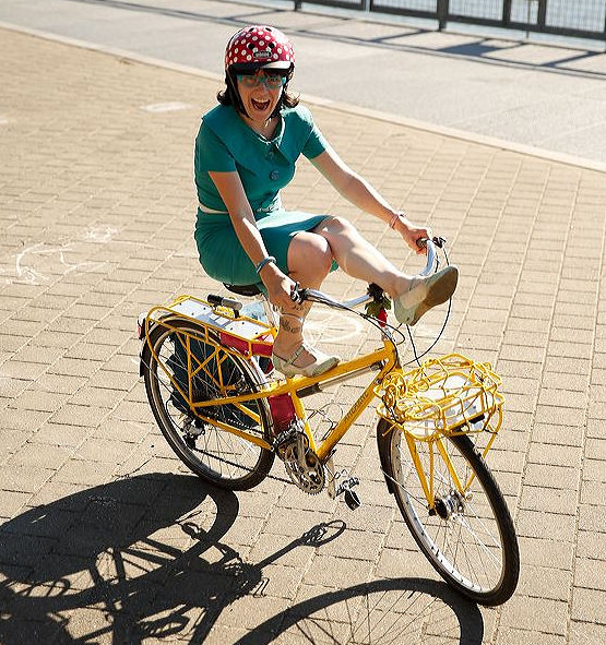 15713082296_ae1c3fe05e_z