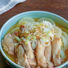 重ねて蒸し煮|大根と鶏肉のうま塩蒸し煮