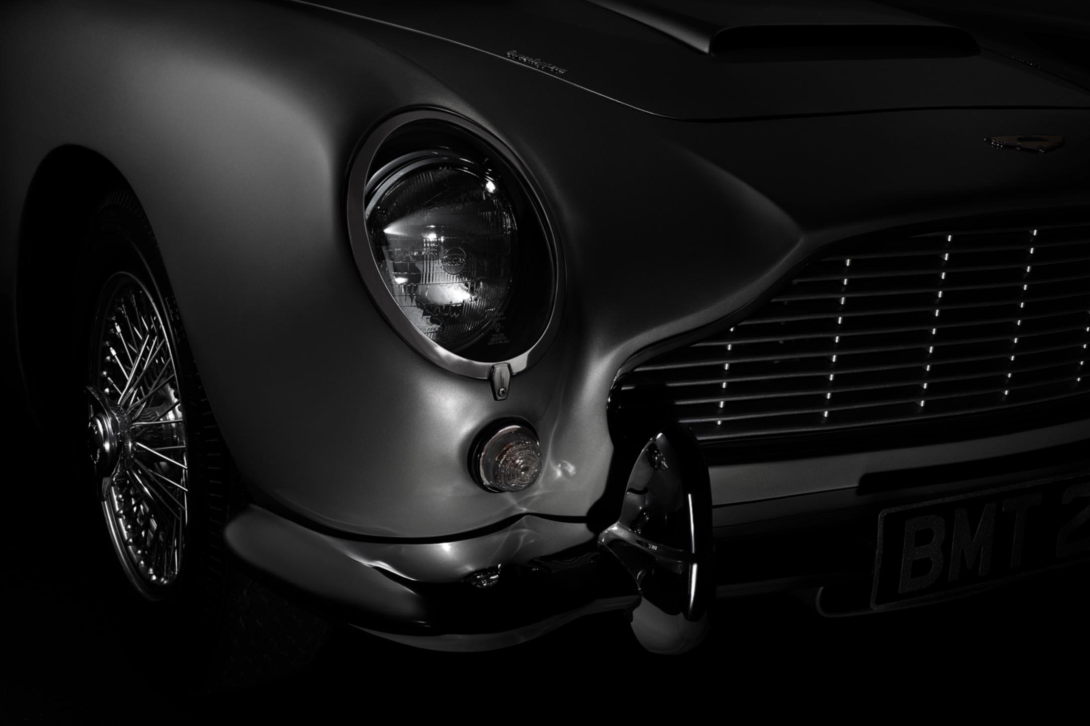 Aston Martin DB5 close-up