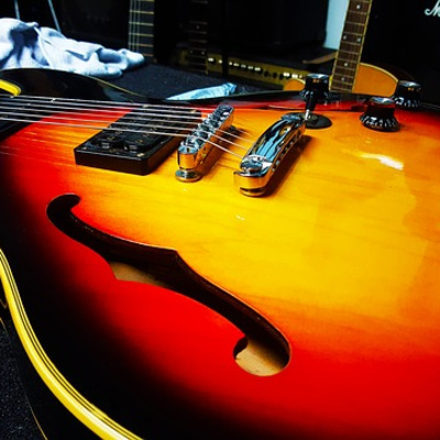 #11 ギター職人からITコンサルタントへ。高火力エンジニア伊藤真彦さんに聞いてみました