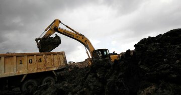 コマツ&日立建機と中国メーカーが激突!「インドネシア建機市場」最新情勢、日系メーカーはシェアを死守できるか?