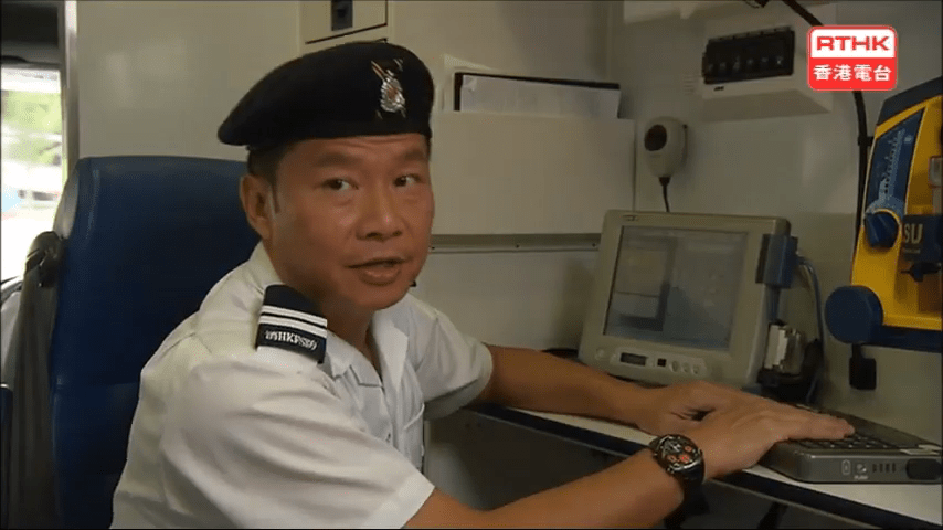 劉情怡婚後漸漸淡出幕前,轉型做幕後,2011年曾重返小螢幕,與老公鄭子誠在港台劇《火速救兵》飾演夫妻。