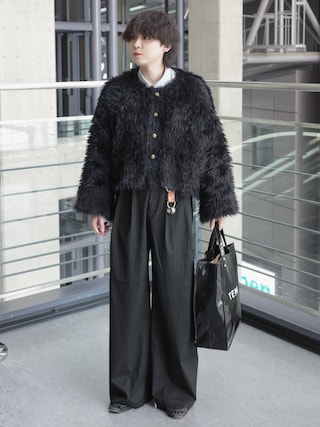 「selle glant(セレグランテ)のTWO-TUCK BAGGY DESIGN SLACKS/2タックバギーデザインスラックスパンツ【SET-UP着用可】(スラックス)」を使った、おだまや さん(メンズ・171cm)の冬コーディネート