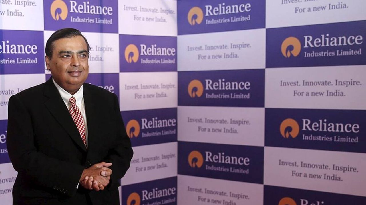 Reliance Q2 Results : रिलायंस का मुनाफा 15.9% बढ़कर 22,146 करोड़, ग्रॉस रेवेन्यू में 9.9% इजाफा, नतीजों की 10 बड़ी बातें 
