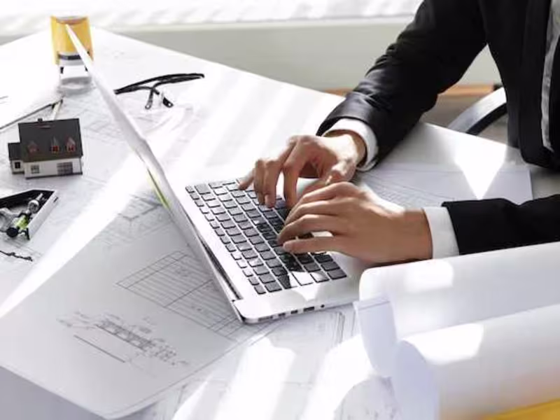 Cover image for I.V.I.E