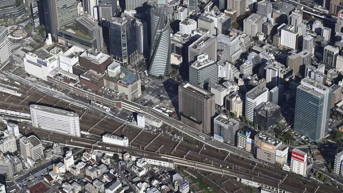 名古屋鉄道の名古屋駅周辺=2025年11月10日(共同通信社ヘリから)