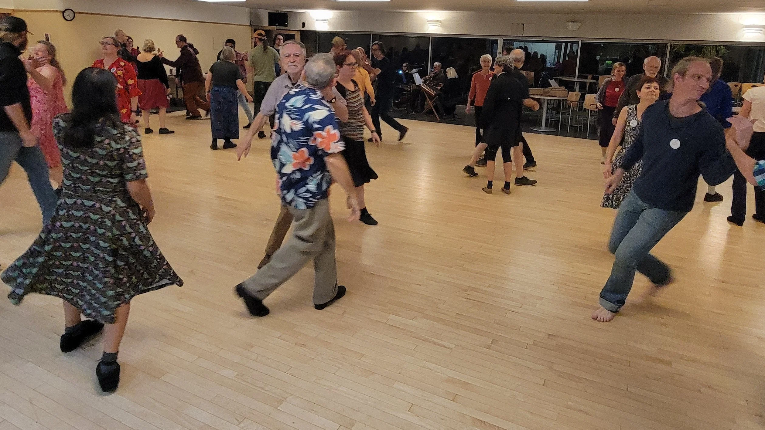 Contra dance June 20 (First Unitarian Universalist Church) note new time!