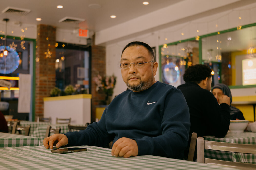 如今50岁的马瑞林居住在纽约,他决心讲出自己的人生故事,尽管这可能给自己和家人带来危险。