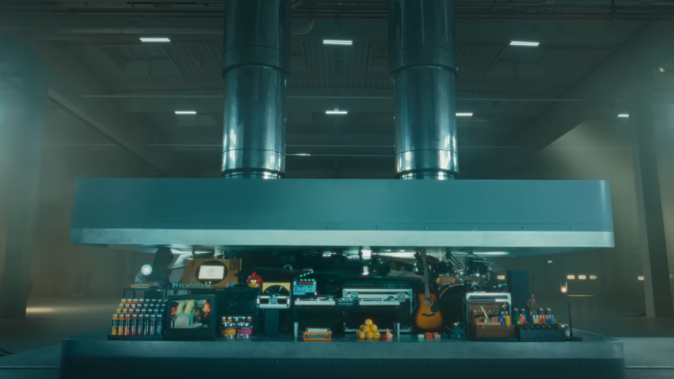 Apple iPad Pro Crush ad screenshot