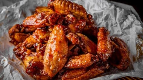 An order of chicken wings.