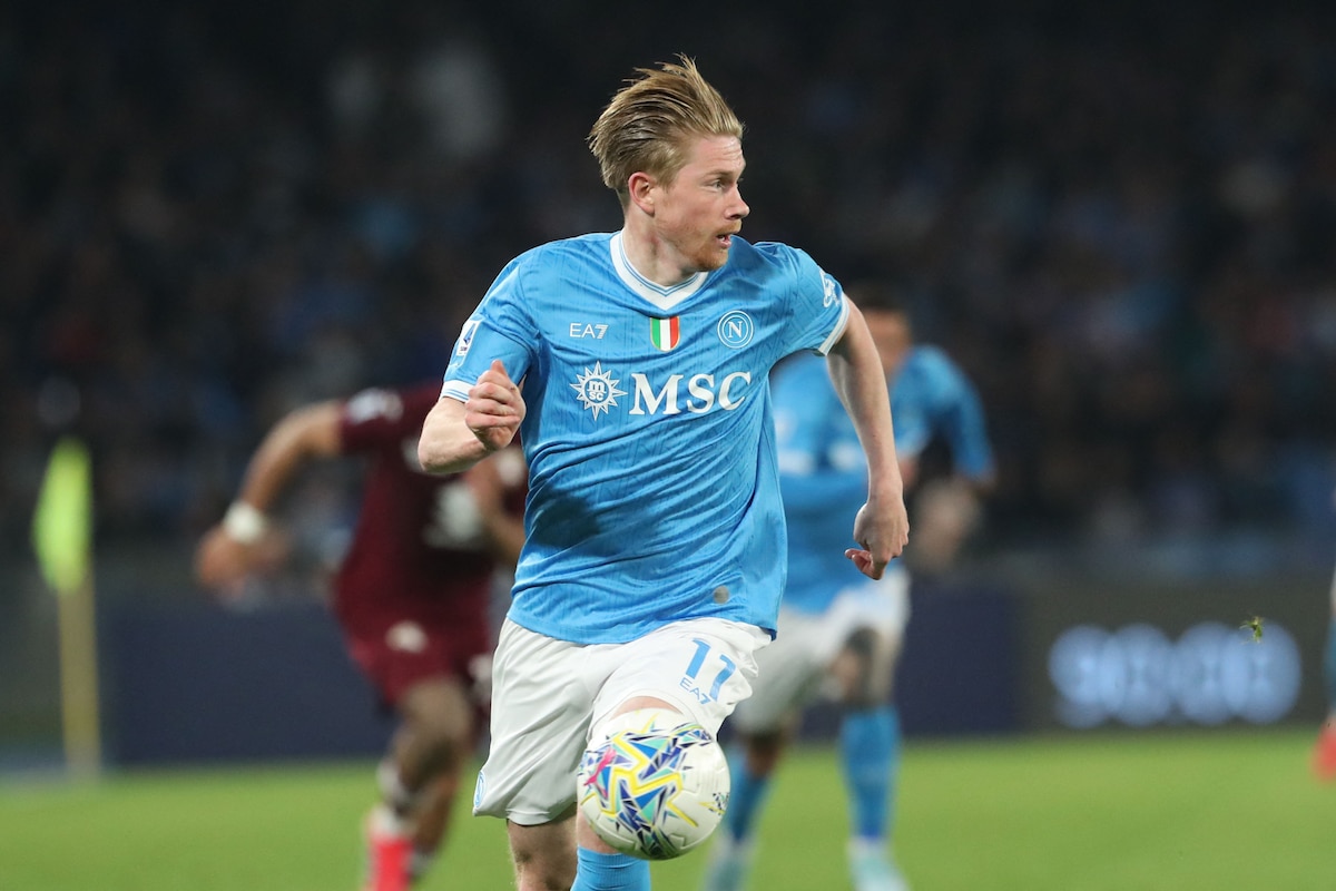 Napoli's Belgian midfielder #11 Kevin De Bruyne controls the ball during the Italian Serie A football between match SSC Napoli and Torino FC at the Diego Armando Maradona Stadium in Napoli, on March 6, 2026. (Photo by CARLO HERMANN / AFP)