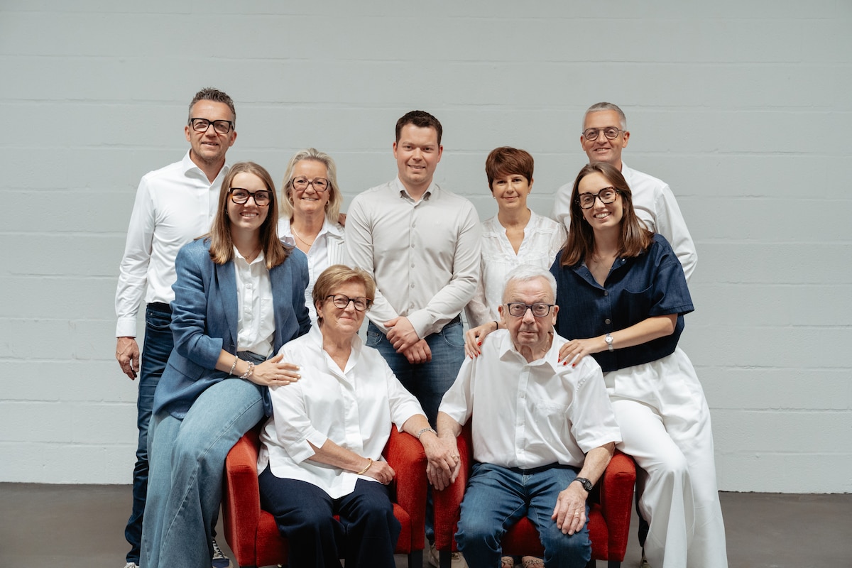 Depuis sa fondation en 1966, l'entreprise Nachsem reste avant tout une histoire de famille, portée aujourd'hui par trois générations.
