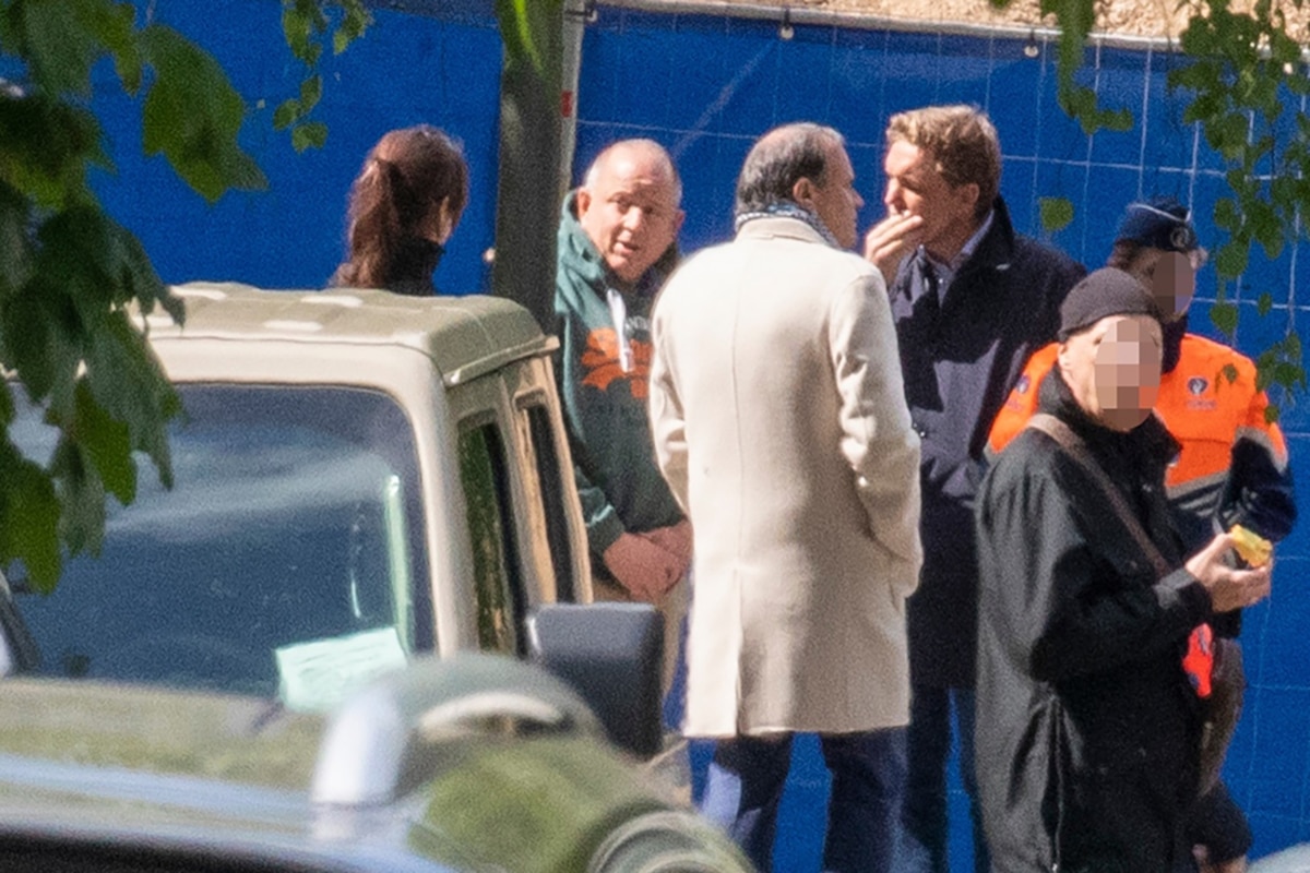 Nicolas Ullens (ici en vert) va bénéficier d’un placement sous bracelet électronique suite à la plaidoirie de son avocat Jean-Philippe Mayence (ici de dos, en blanc).