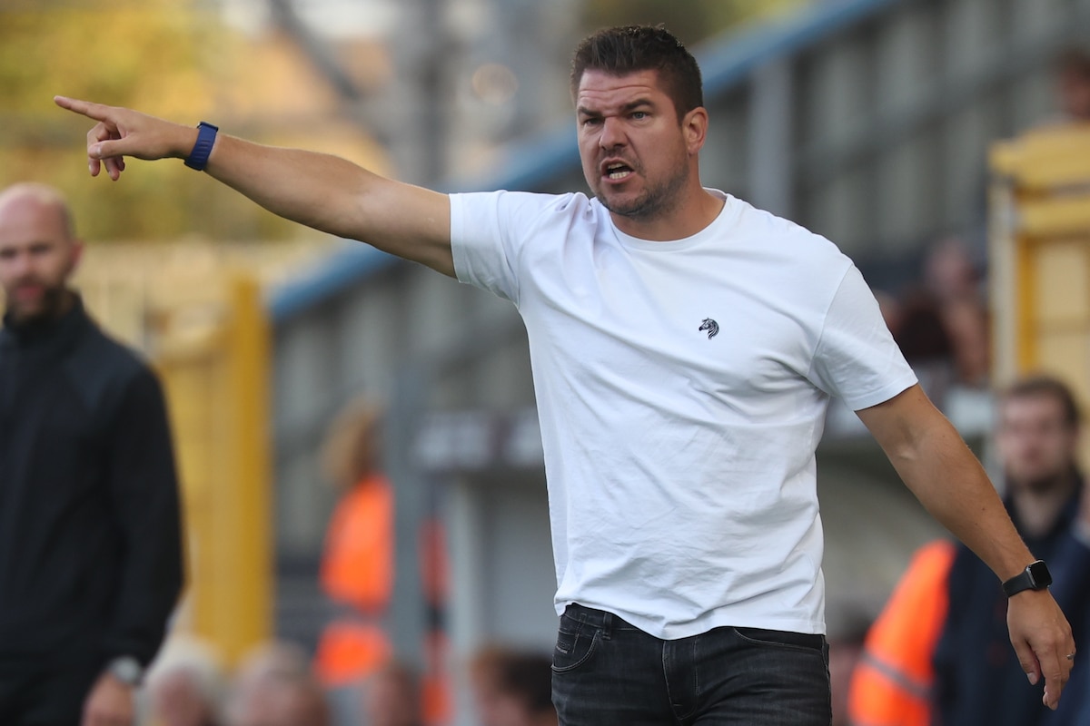 Charleroi's head coach Mario Kohnen gestures during a soccer match between Sporting Charleroi and KV Mechelen, Saturday 22 August 2026 in Charleroi, on day 3 of the 2026-2027 'Jupiler Pro League' first division of the Belgian championship.
BELGA PHOTO VIRGINIE LEFOUR