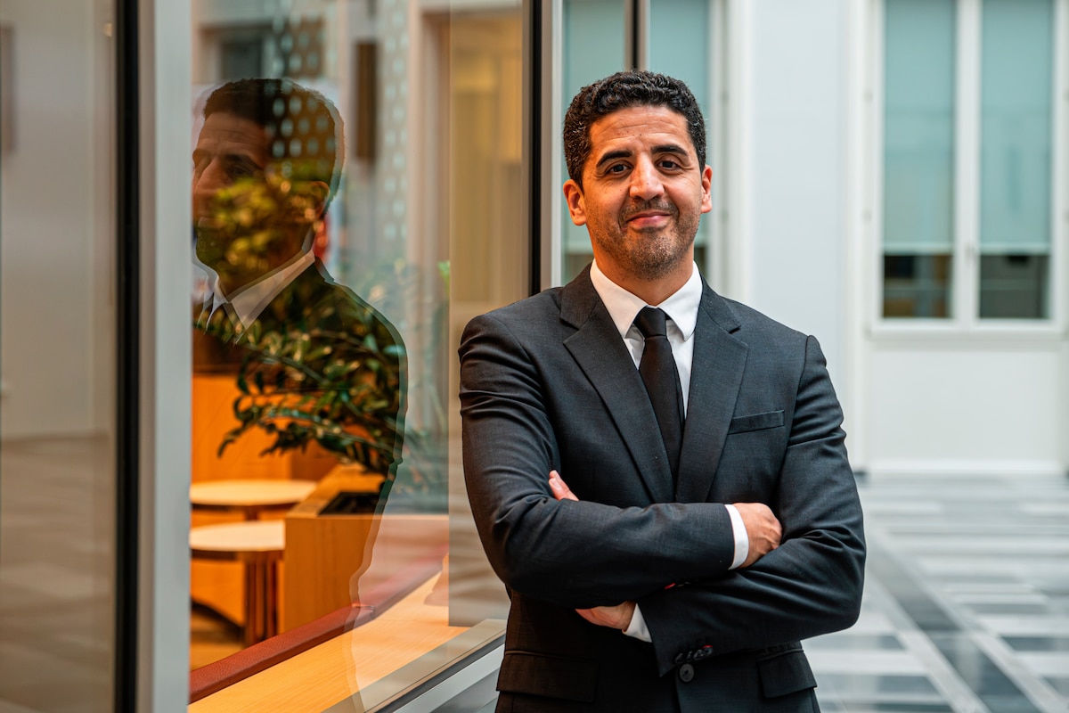 DGDE Chairman Solayman Laqdim poses for the photographer at a press moment to present the report for 2024-2025 of the general delegate for child rights (DGDE), Wednesday 11 February 2026, in Brussels. BELGA PHOTO EMILE WINDALBELGA PHOTO EMILE WINDAL