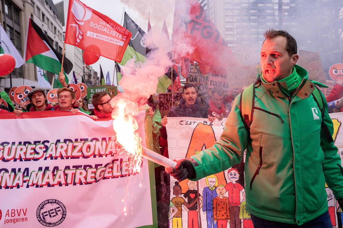BRUSSELS, BELGIUM - OCTOBER 14 : Illustration picture of the national strike against the Arizona government measures pictured on October 14, 2025 in Brussels, Belgium, 14/10/2025 ( Photo by Romain Sciacca / Photonews