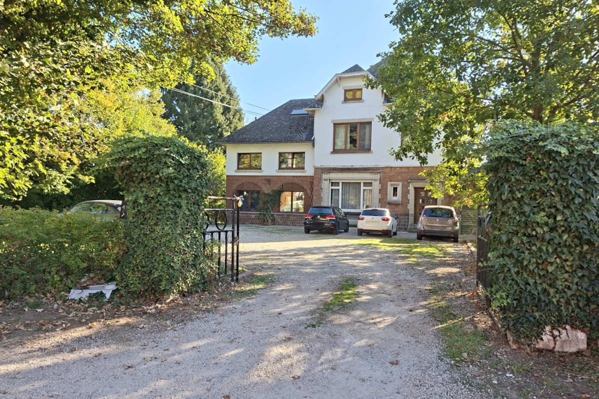 La demande de permis déposée par M&P Properties porte sur la démolition de cette villa de l’avenue Albert Ier et la construction d’un immeuble de 24 appartements.