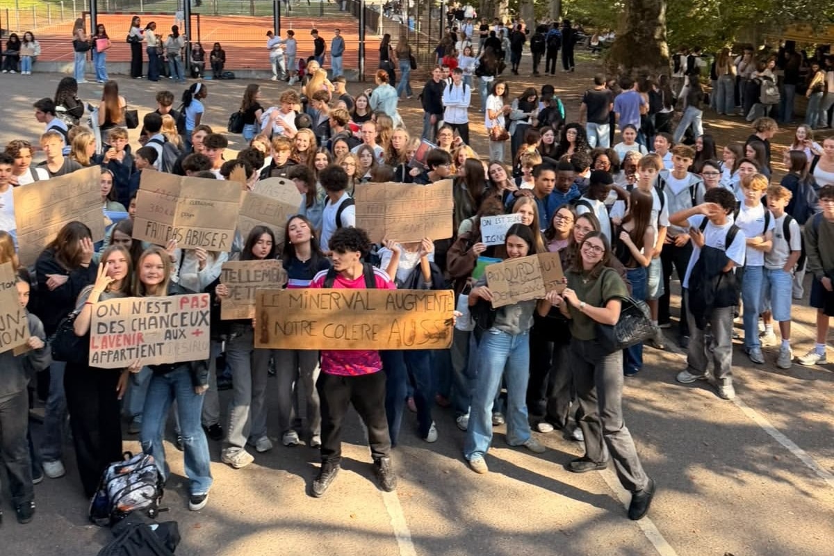 Même en restant dans leur école, les élèves de Flône tiennent à se faire entendre.